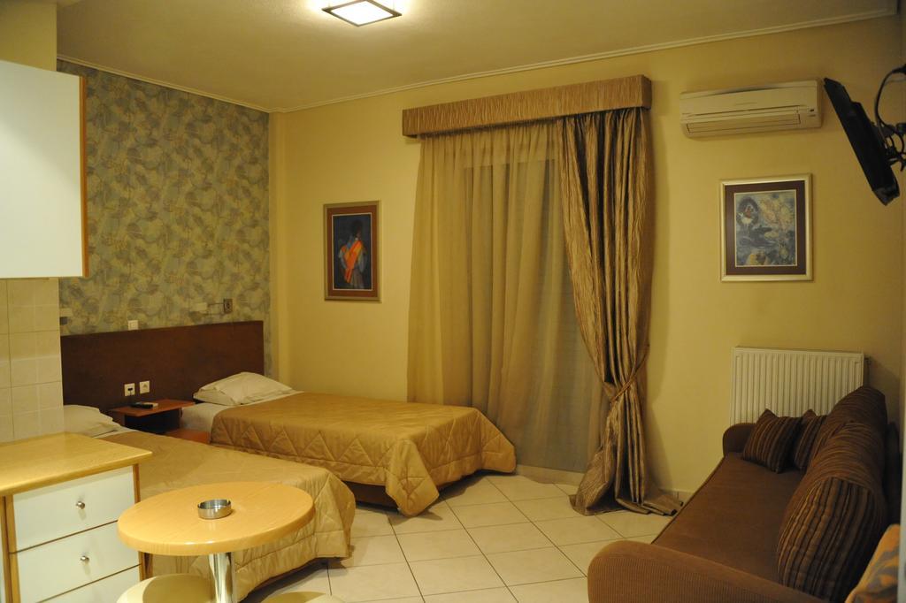 Ceragio Hotel & Apartments Tripoli Zewnętrze zdjęcie