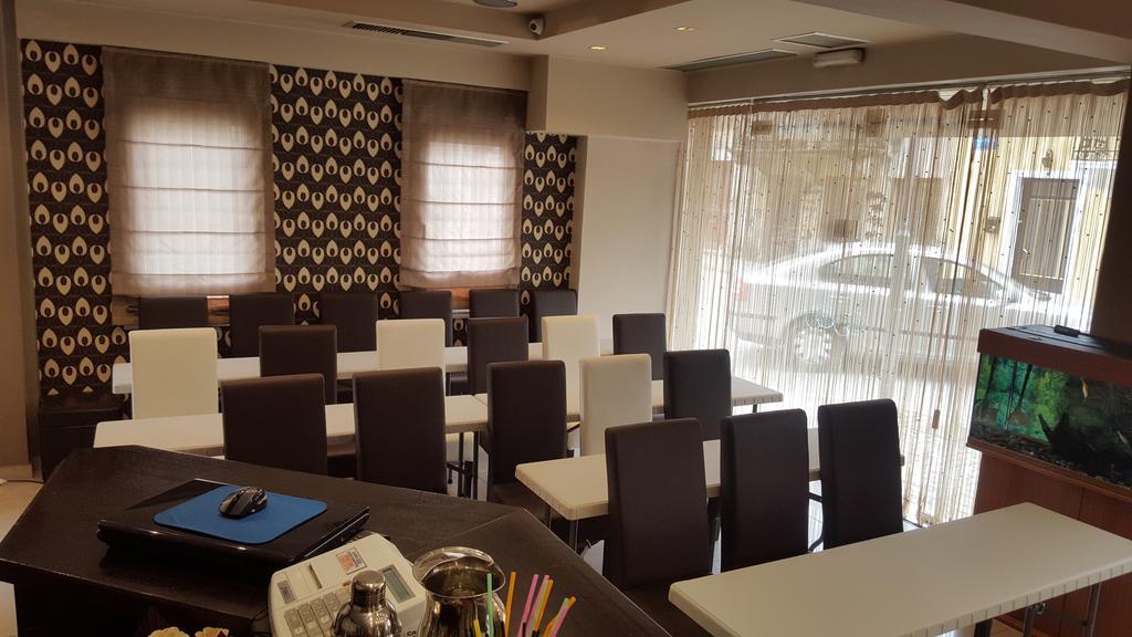 Ceragio Hotel & Apartments Tripoli Zewnętrze zdjęcie